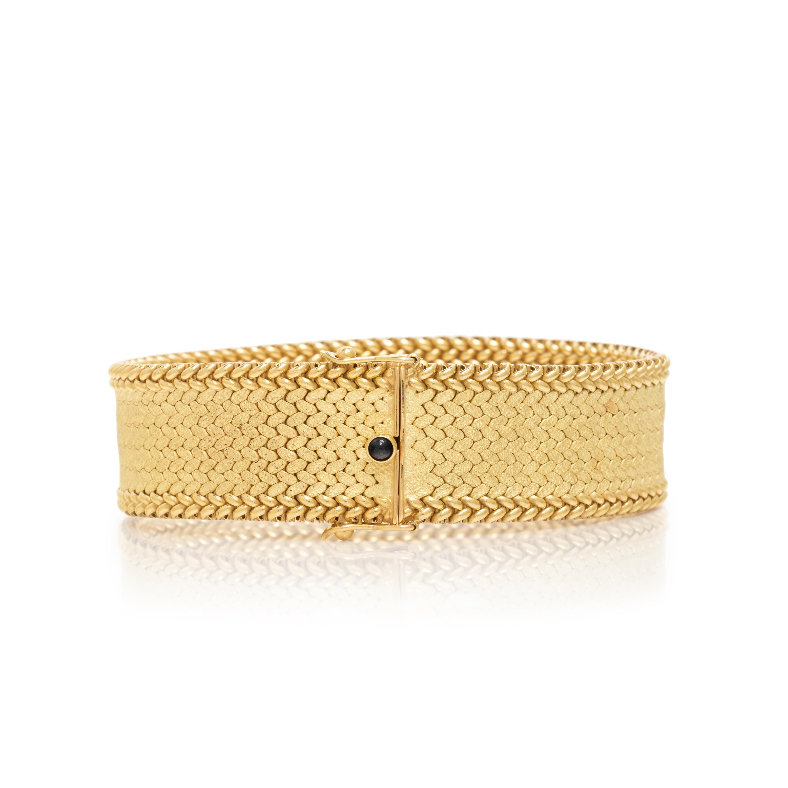 YELLOW GOLD BRACELET