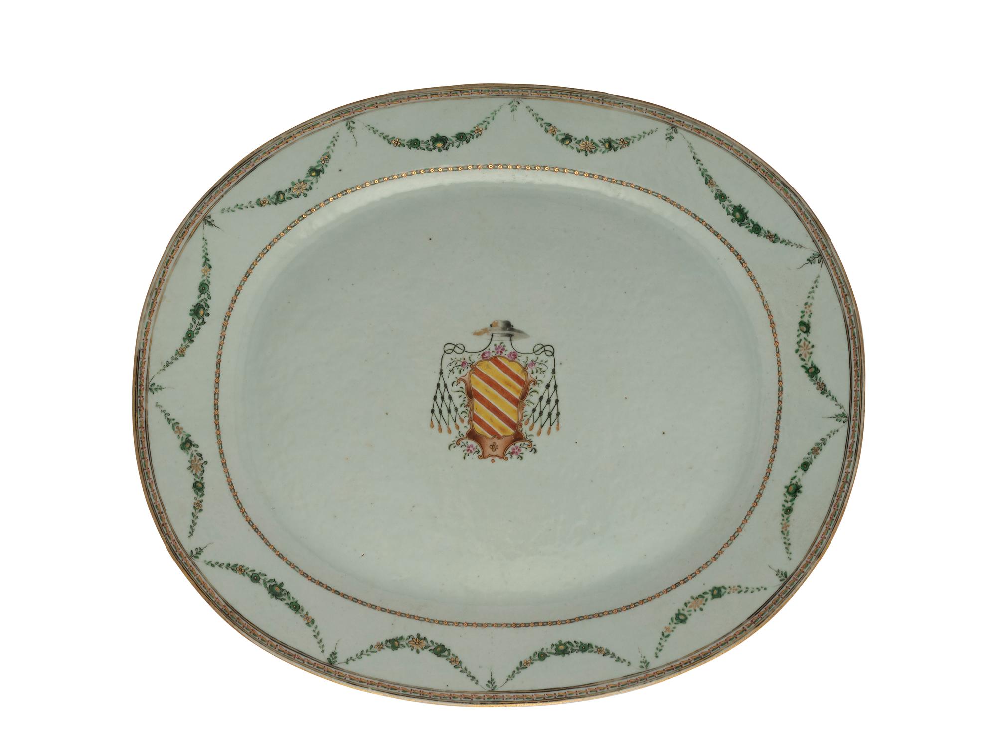 A Chinese Export Porcelain Armorial Platter