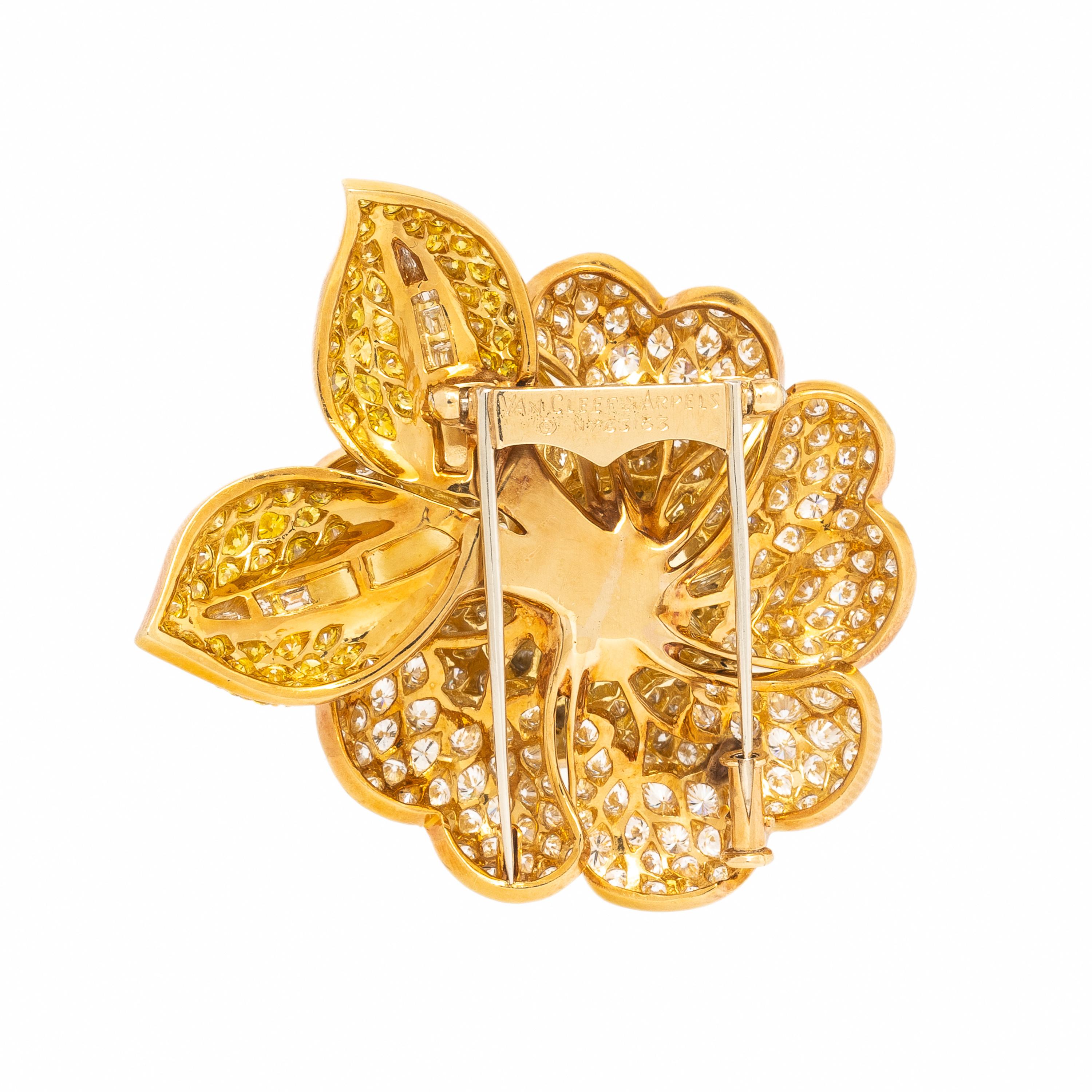 Van Cleef & Arpels, Fancy Vivid Yellow Diamond, Diamond, and Yellow Gold 'Gardenia' Brooch