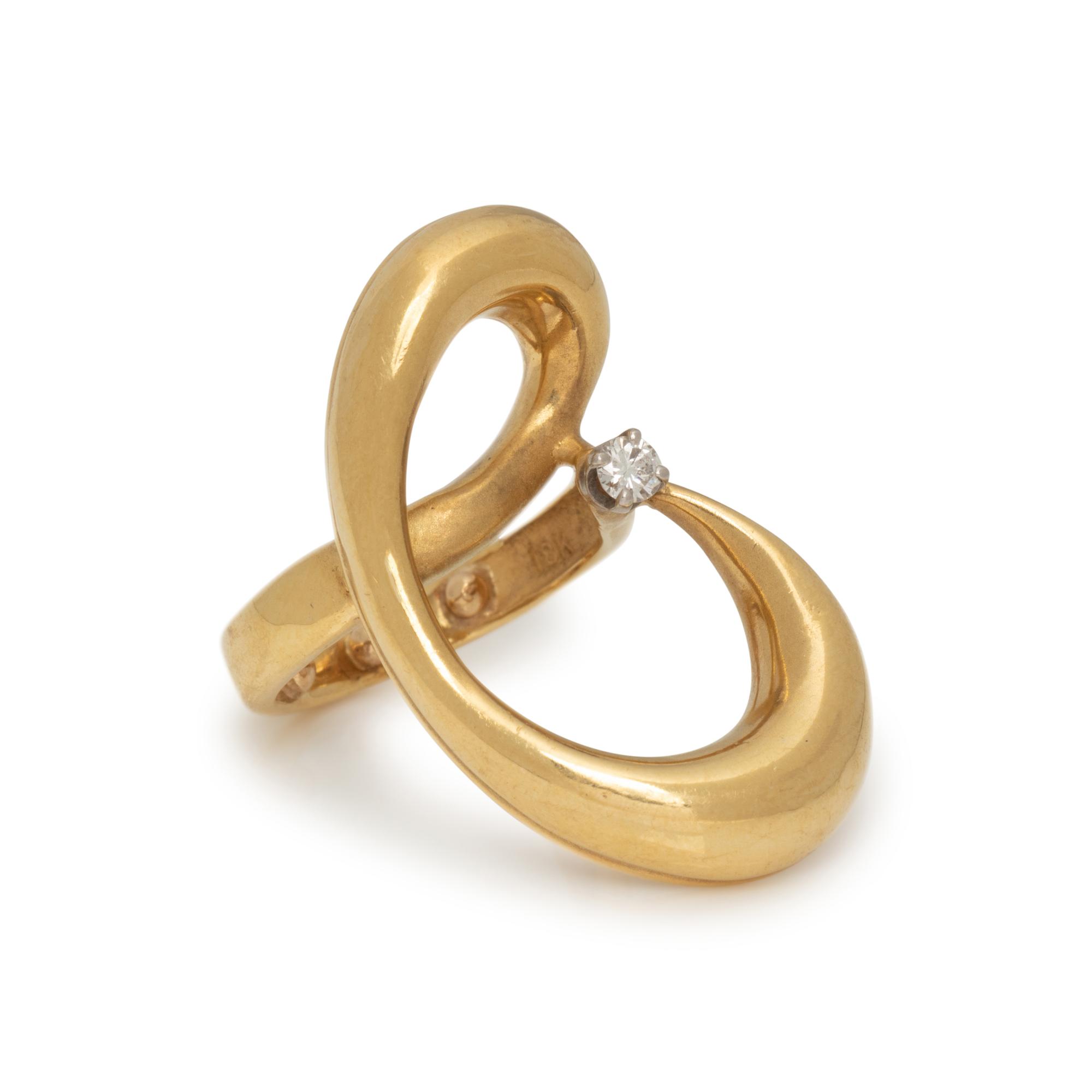 COLLECTION OF GOLD JEWELRY