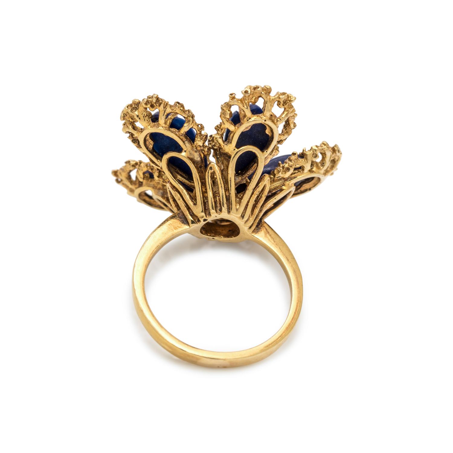 YELLOW GOLD AND LAPIS LAZULI FLOWER RING