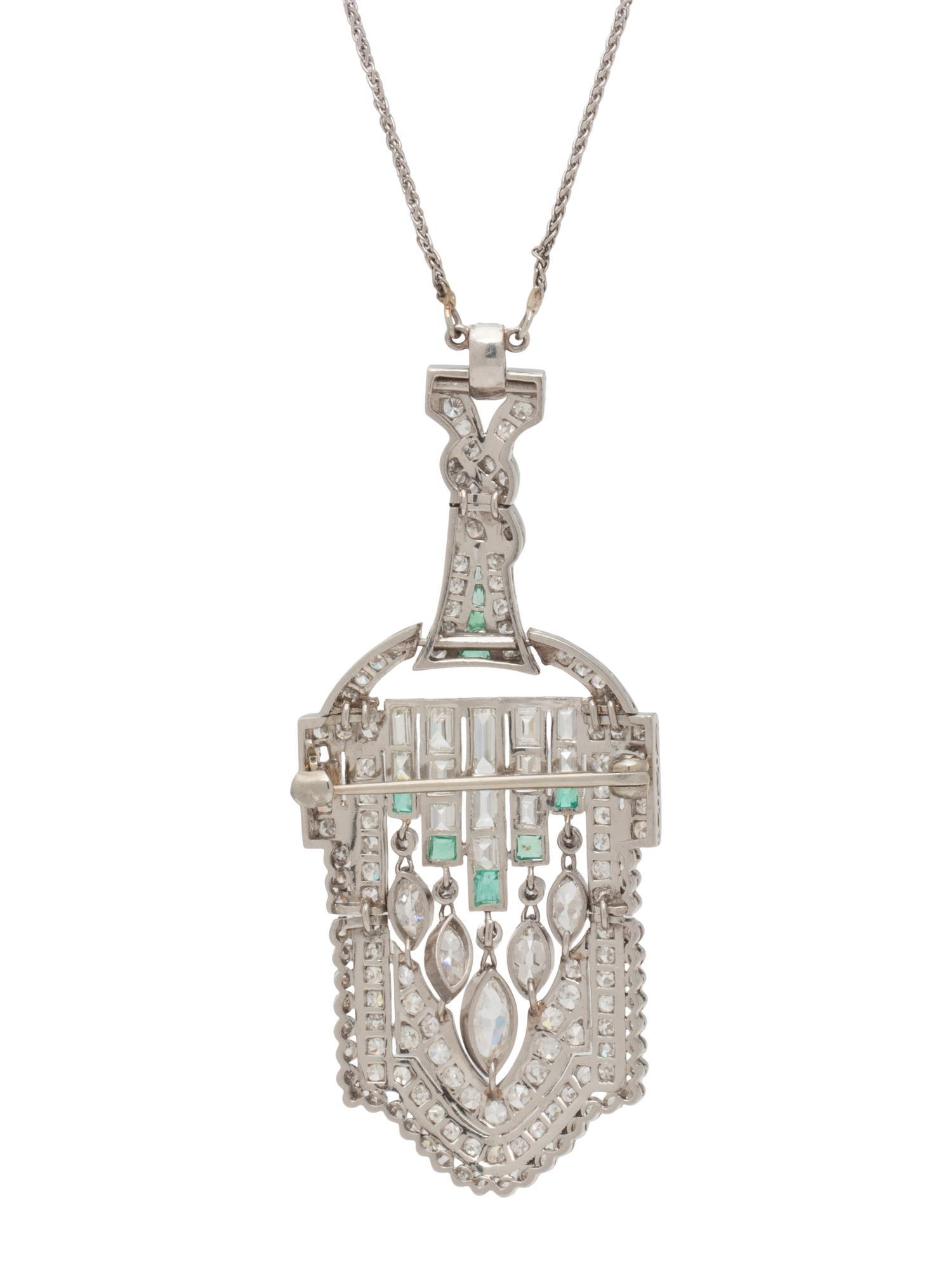 ART DECO, DIAMOND AND EMERALD PENDANT NECKLACE