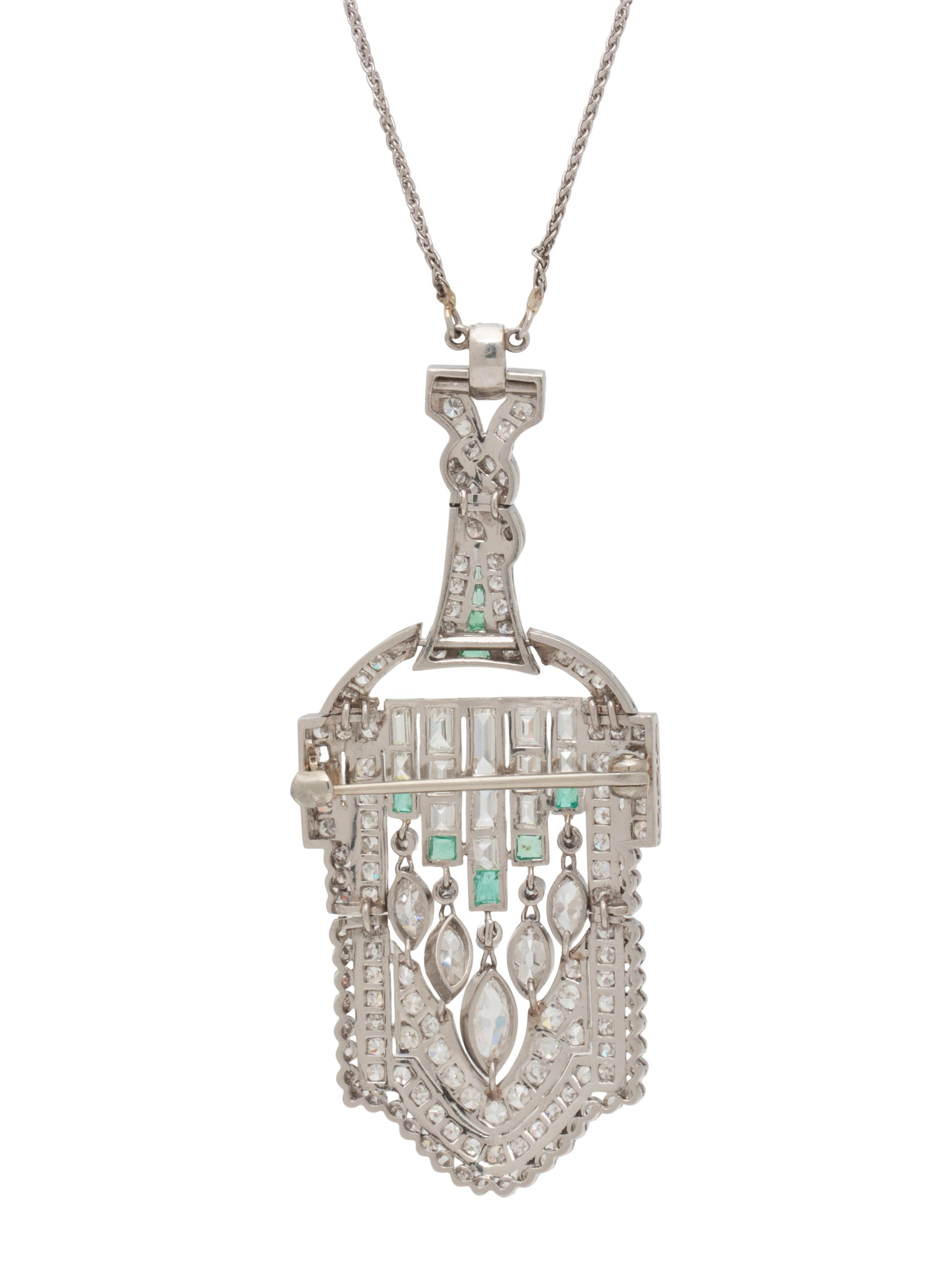 ART DECO, DIAMOND AND EMERALD PENDANT NECKLACE