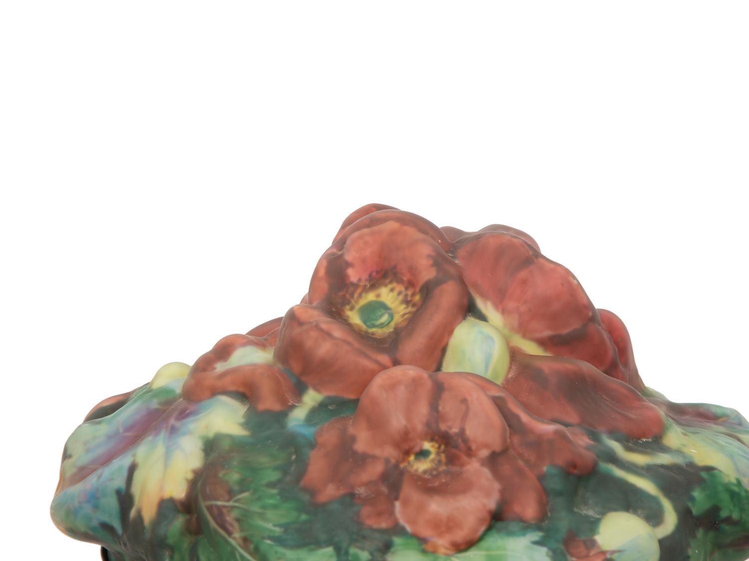 A Pairpoint Puffy Glass Poppy Table Lamp