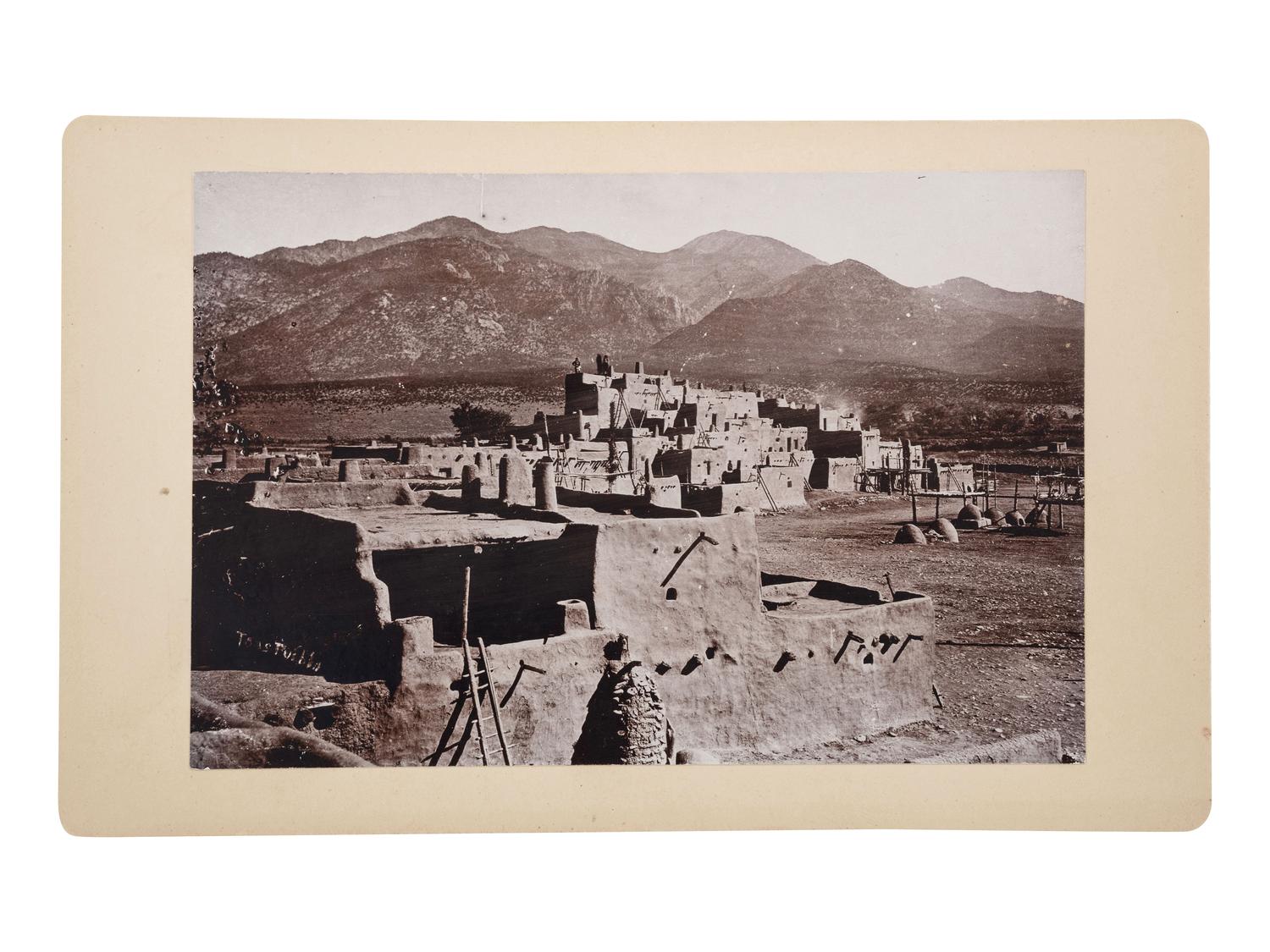 [NEW MEXICO]. A group of 6 photographs, incl. views of Santo Domingo and Taos pueblos, comprising: