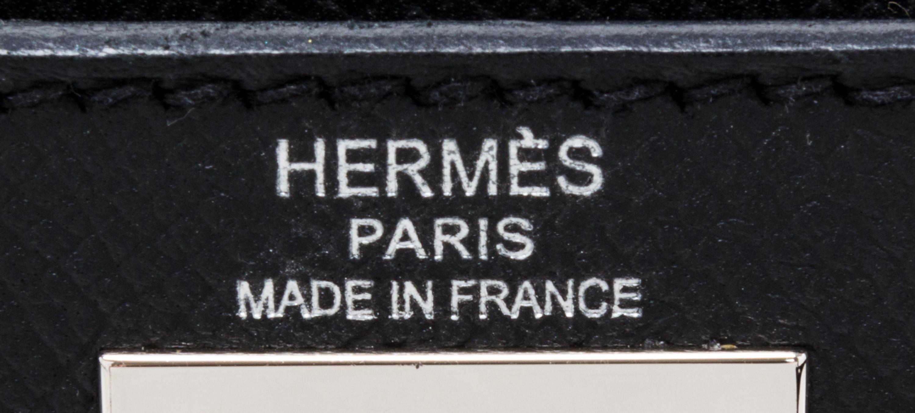 An Hermes Noir Epsom Sellier 28cm Kelly Handbag, 11" x 8.5" x 4".