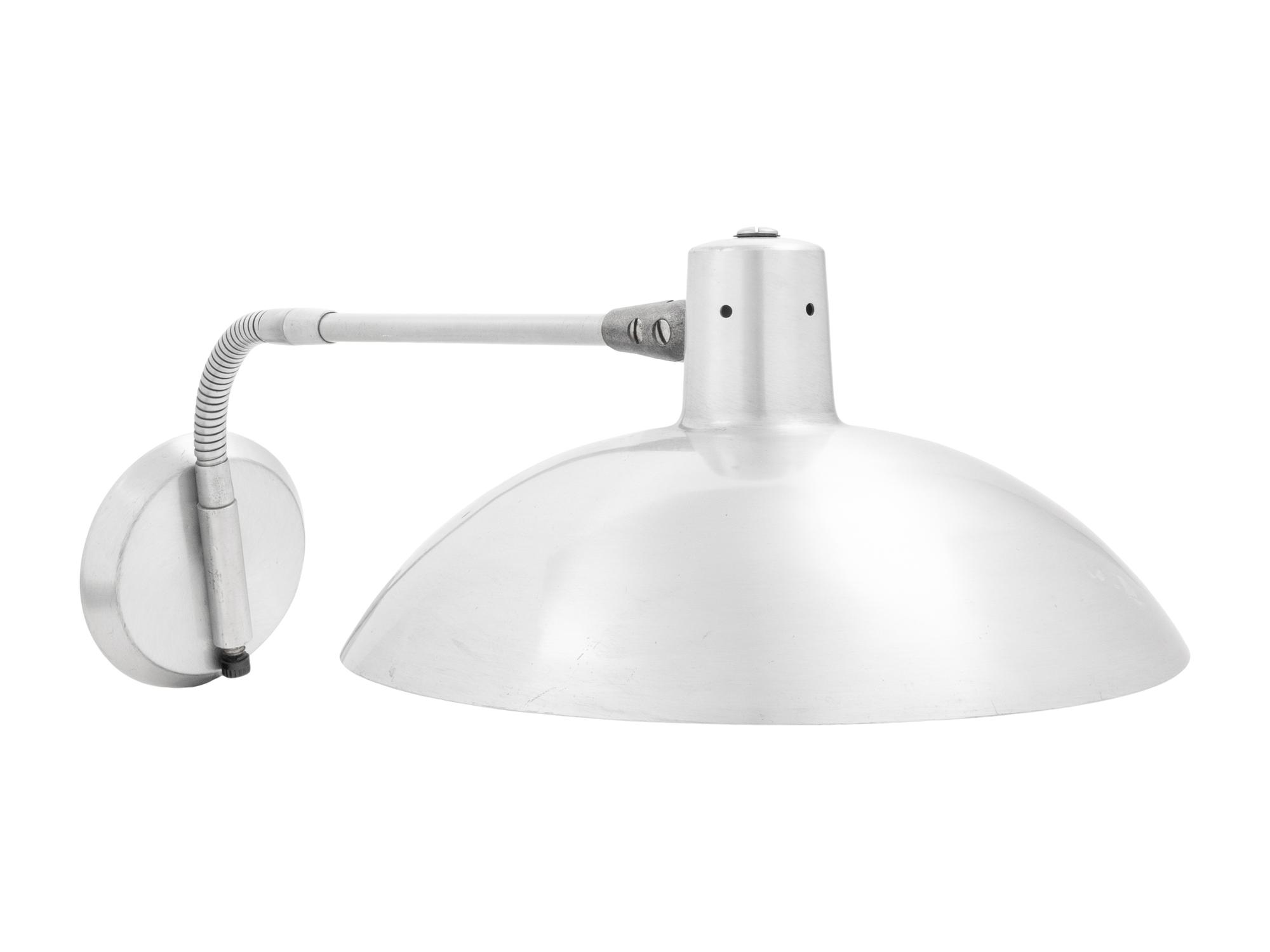 Articulated Wall Lamp