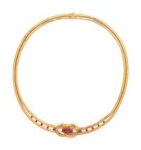 YELLOW GOLD AND RUBY NECKLACE