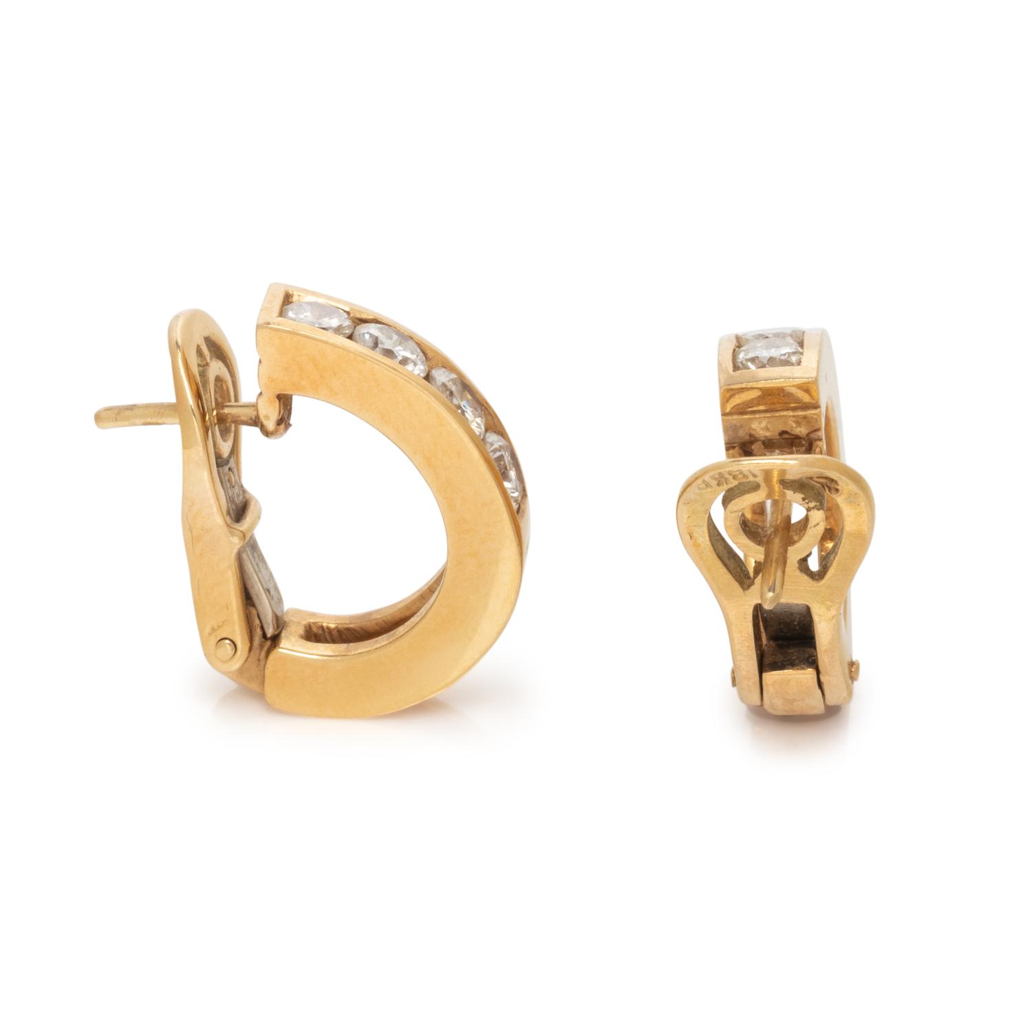 YELLOW GOLD AND DIAMOND HALF-HOOP EARCLIPS