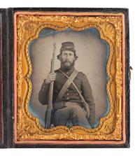 [CIVIL WAR] Sixth plate ruby ambrotype of a soldier with an Enfield rifle musket, possibly from IL.