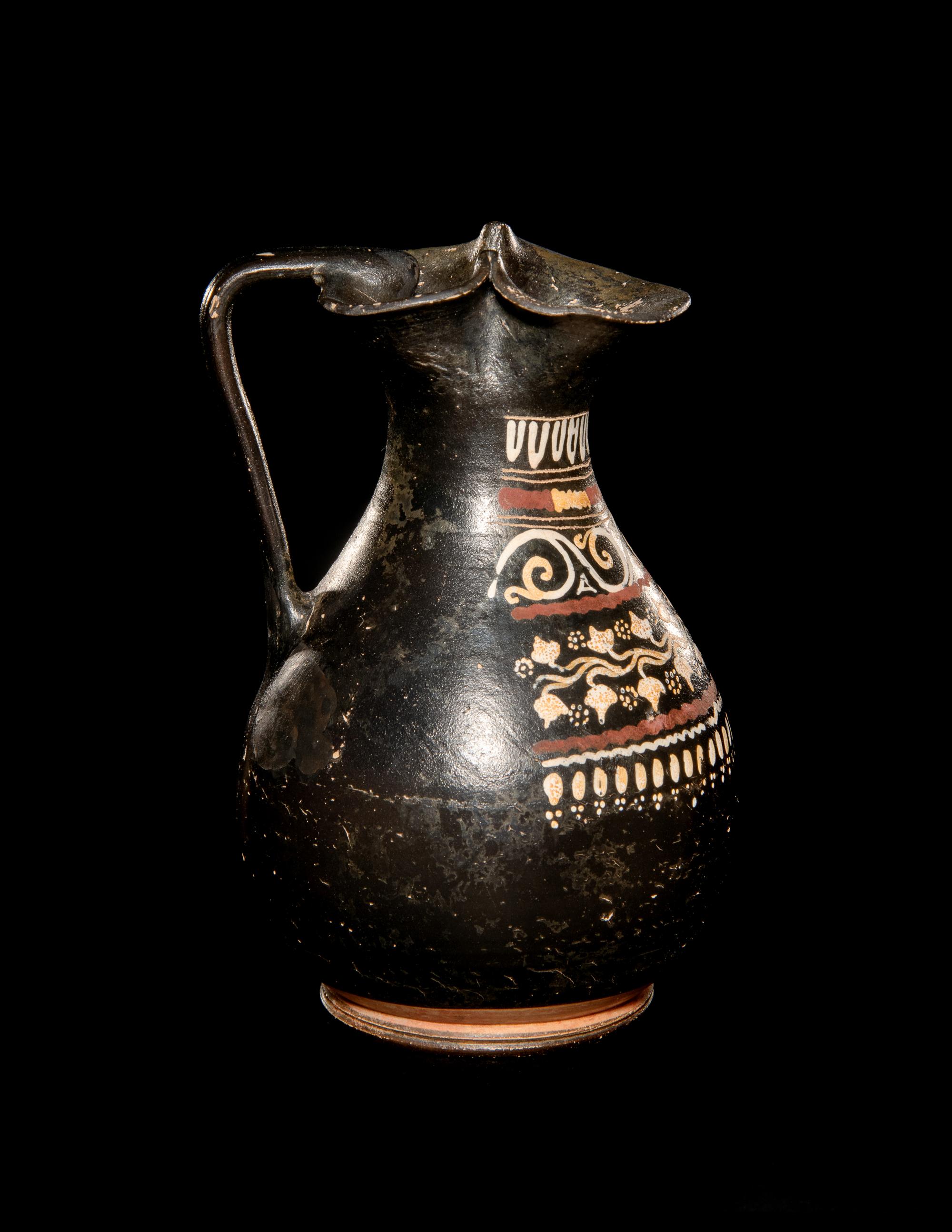 An Apulian Gnathian-Ware Trefoil Oinochoe