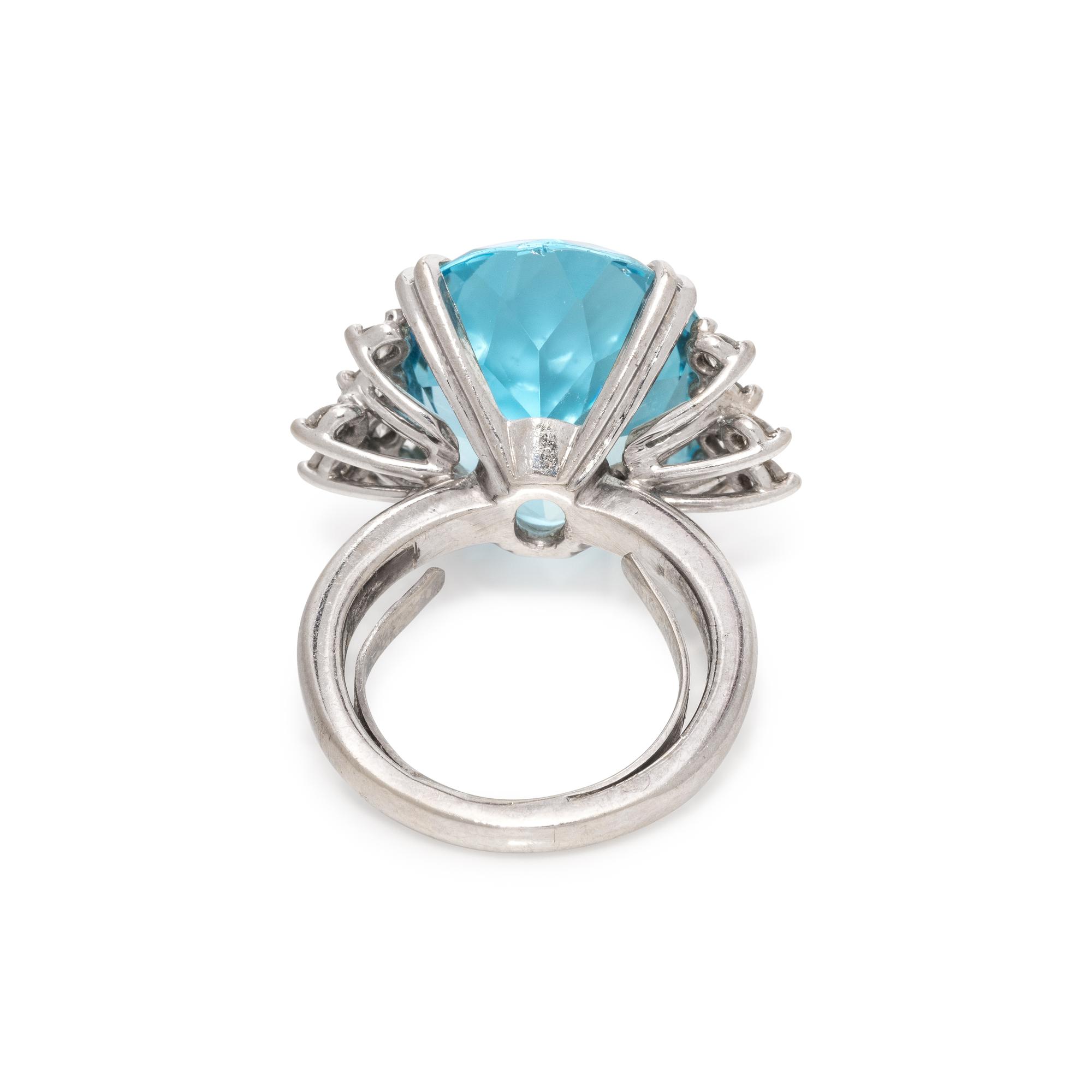 AQUAMARINE AND DIAMOND RING