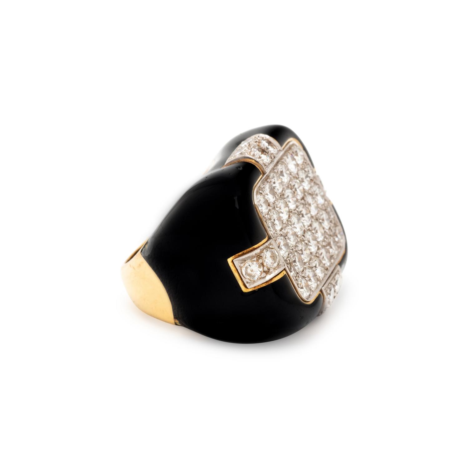 DAVID WEBB, DIAMOND AND ENAMEL 'CHECKMATE' RING
