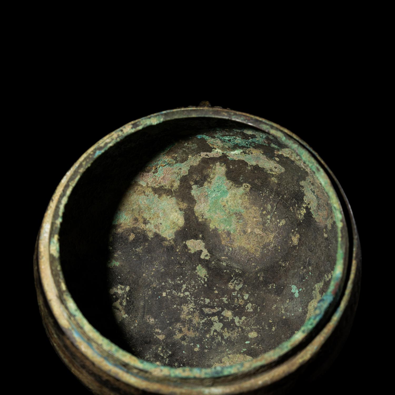 A Chinese Archaic Bronze Covered Tripod Vessel, Dun, Spring and Autumn Period 春秋 青銅敦