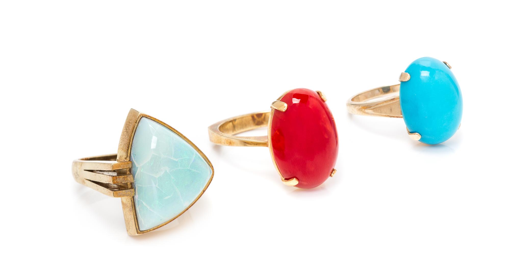 A Collection of Yellow Gold and Gemstone Rings, 14.70 dwts.