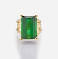 An 18K Yellow Gold, Green Tourmaline, and Diamond Ring