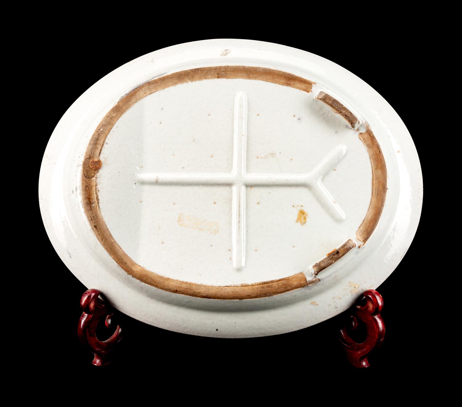 A Chinese Export Porcelain Armorial Well and Tree Platter