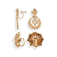 TWO PAIRS OF YELLOW GOLD AND CULTURED PEARL EARRINGS