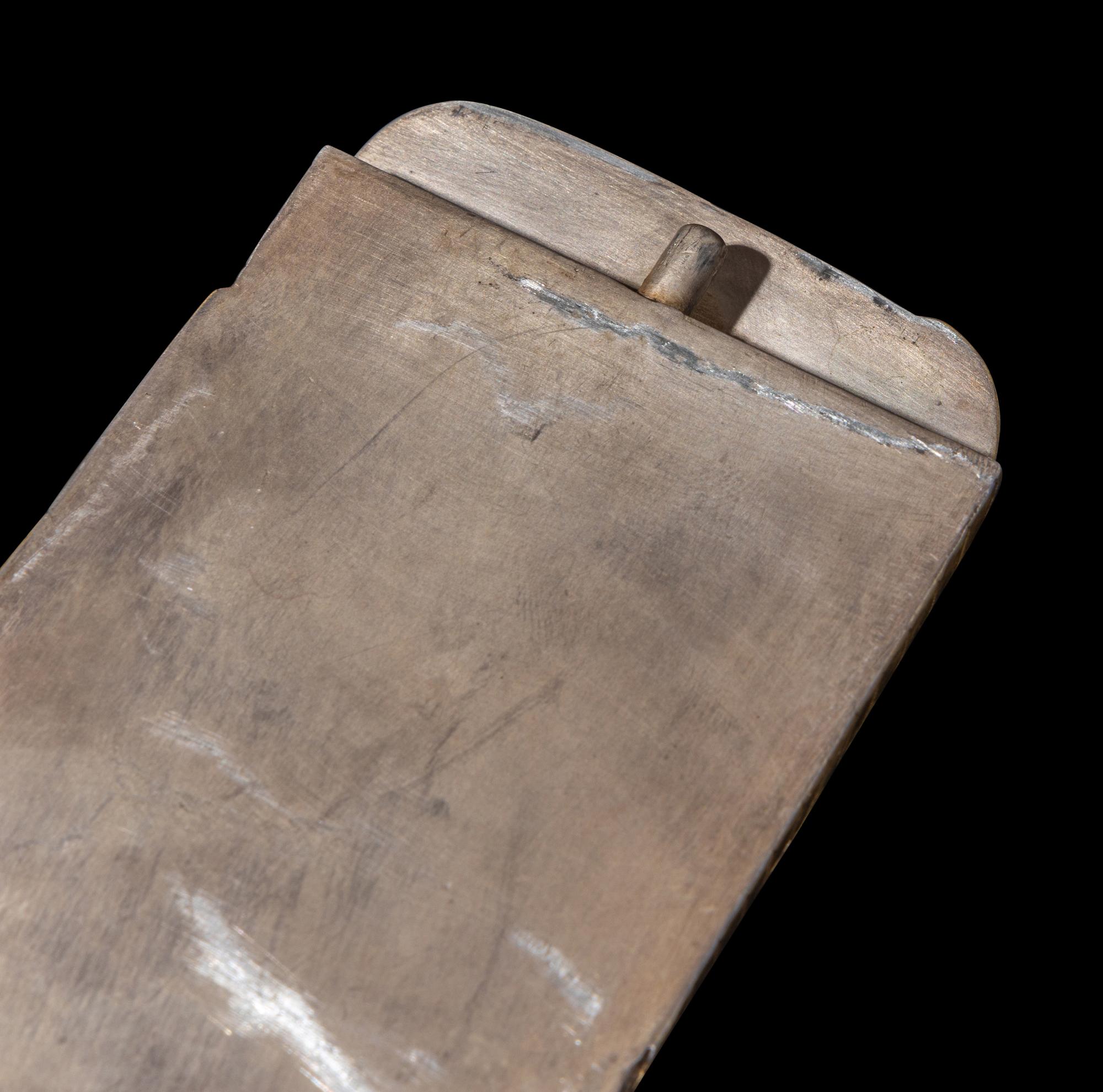 A Chinese Parcel-Gilt Silver Repoussé 'Plantain Leaves' Rectangular Scroll Box, Incised Qianlong Mark 清乾隆乙卯（1796）銀鎏金鏨蕉葉紋手卷機關盒