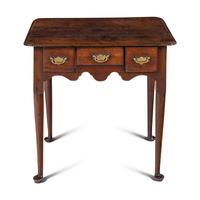 A Queen Anne Oak Dressing Table