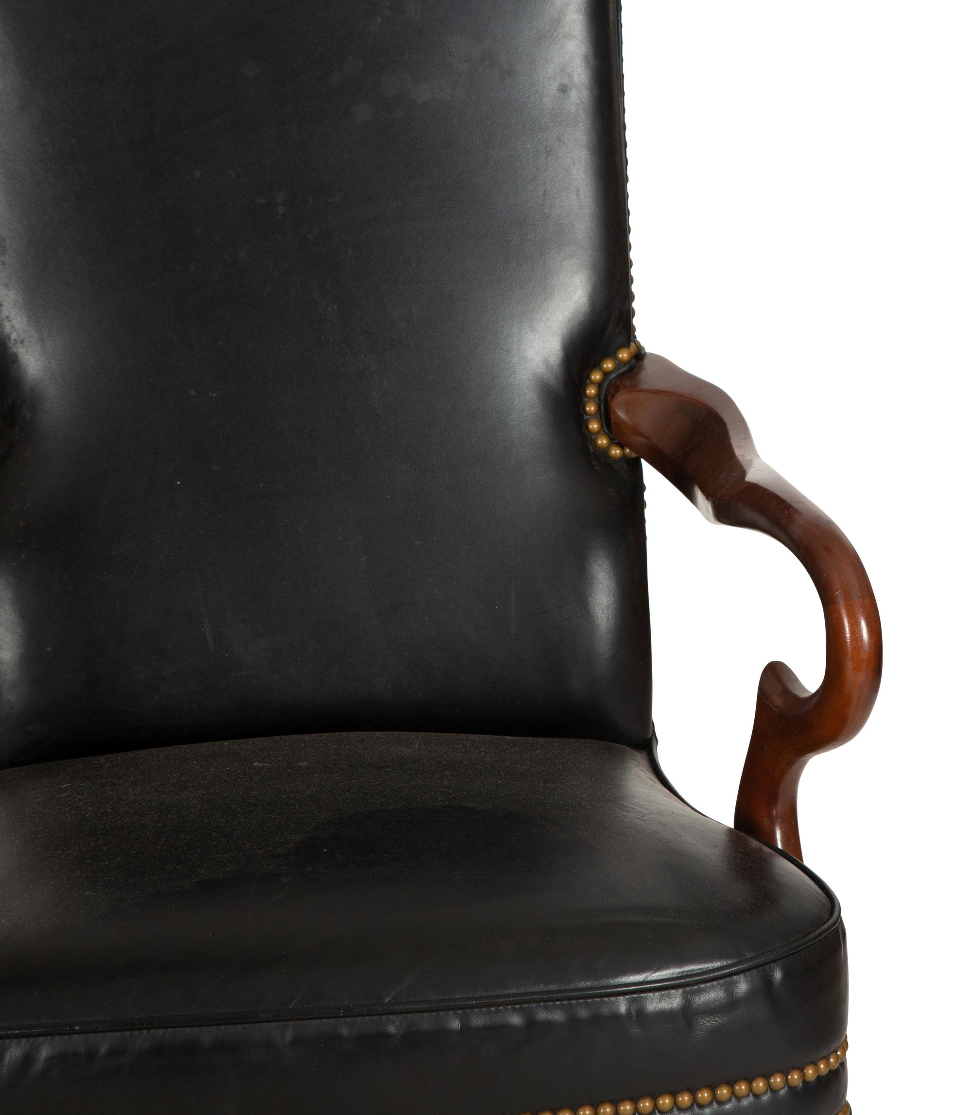 A Pair of George II Style Mahogany Open Armchairs — 20th Century