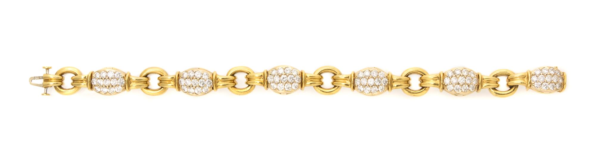 An 18 Karat Yellow Gold and Diamond Bracelet, 21.00 dwts.