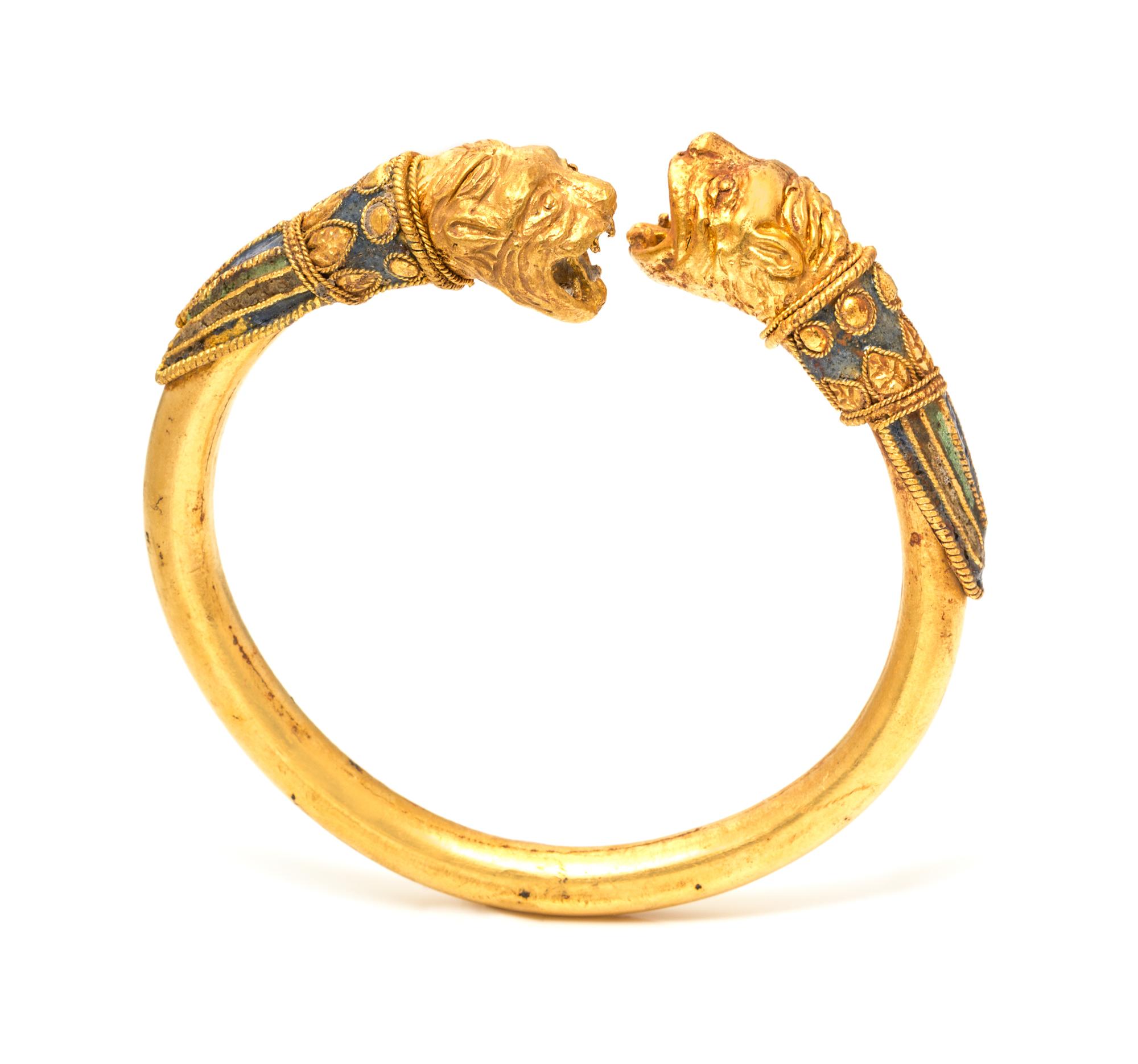 A High Karat Yellow Gold and Polychrome Enamel Bypass Bracelet/Armband, 73.70 dwts.