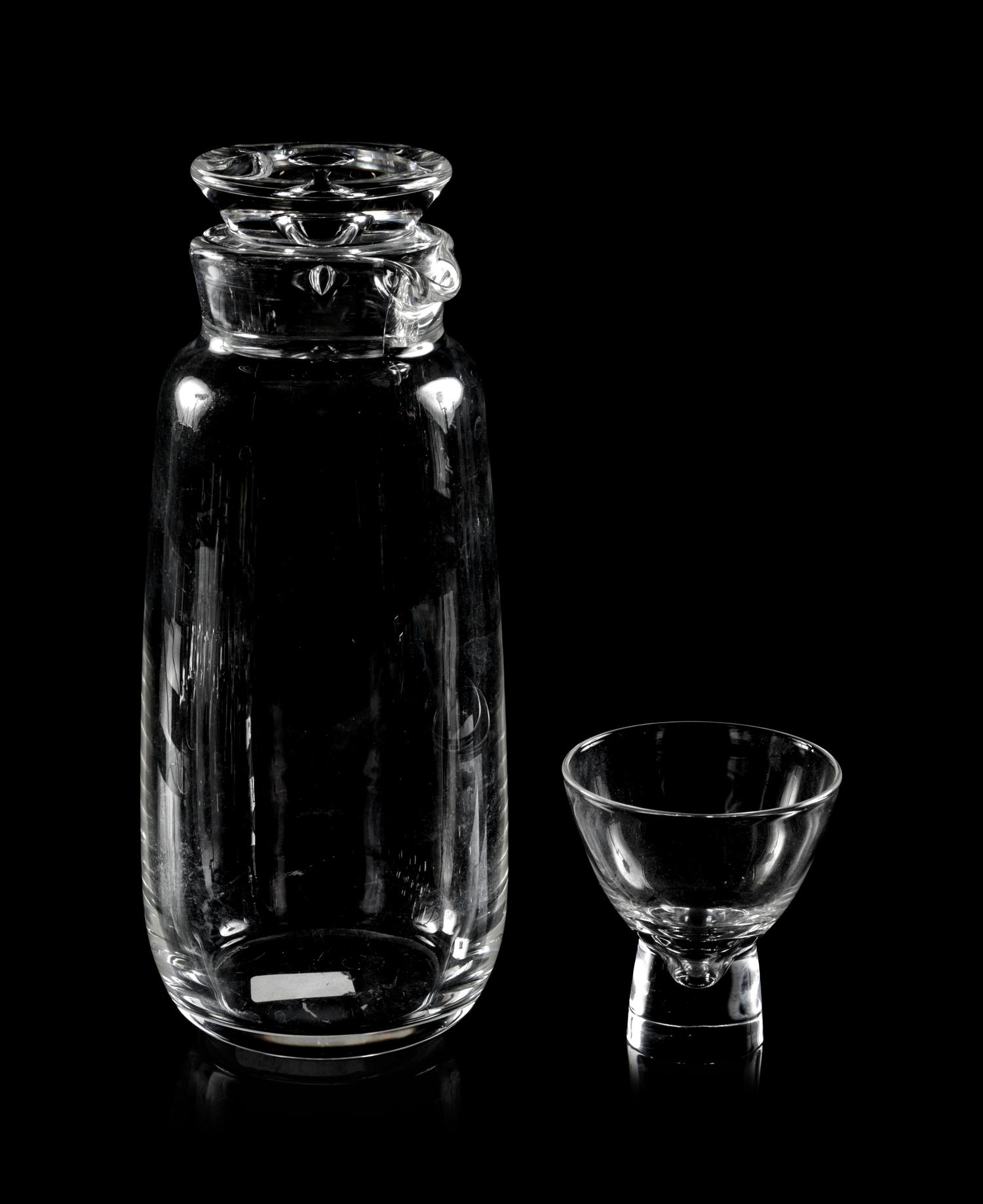 A Nine-Piece Steuben 'Teardrop' Cocktail Set