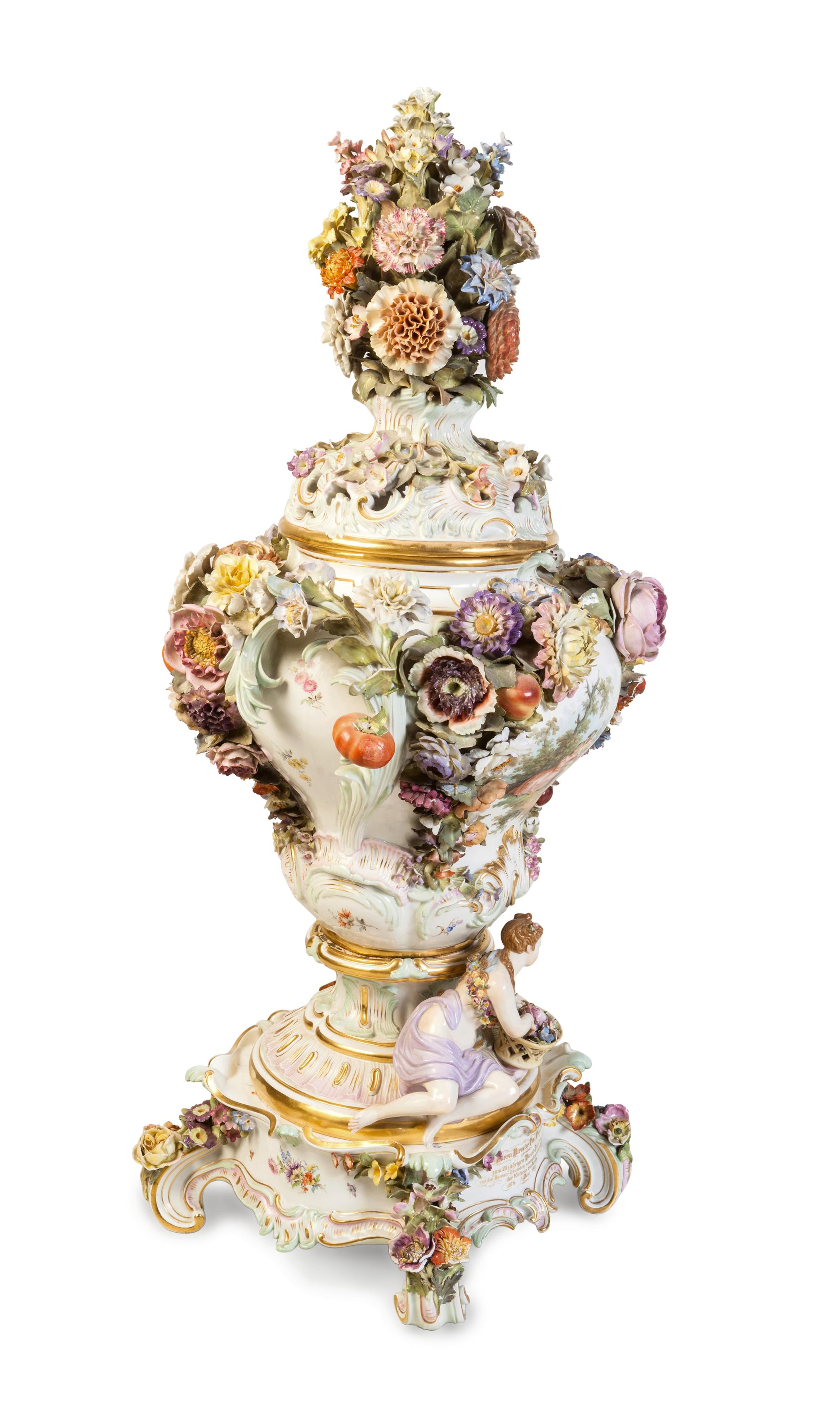 A Meissen Porcelain Potpourri Urn, Cover and Stand