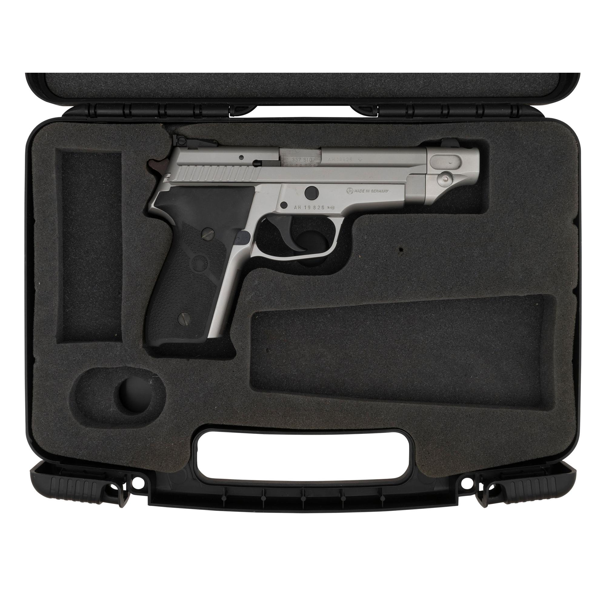 *Sig Sauer P229S .357 Sig in Box with Accessories