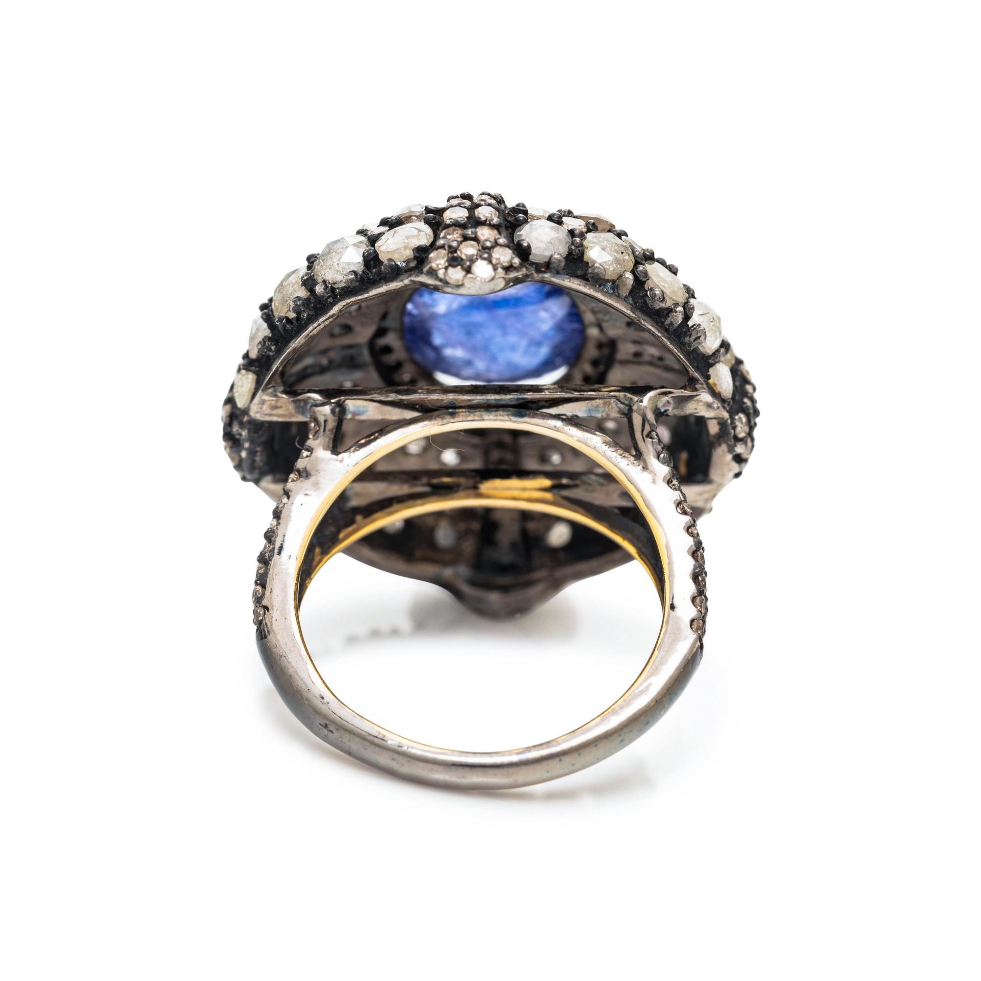 TANZANITE AND DIAMOND RING