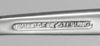 An American Silver Flatware Service, R. Wallace & Sons Mfg. Co., Wallingford, CT, Grand Baroque pattern, comprising: 5 dinner knives 7