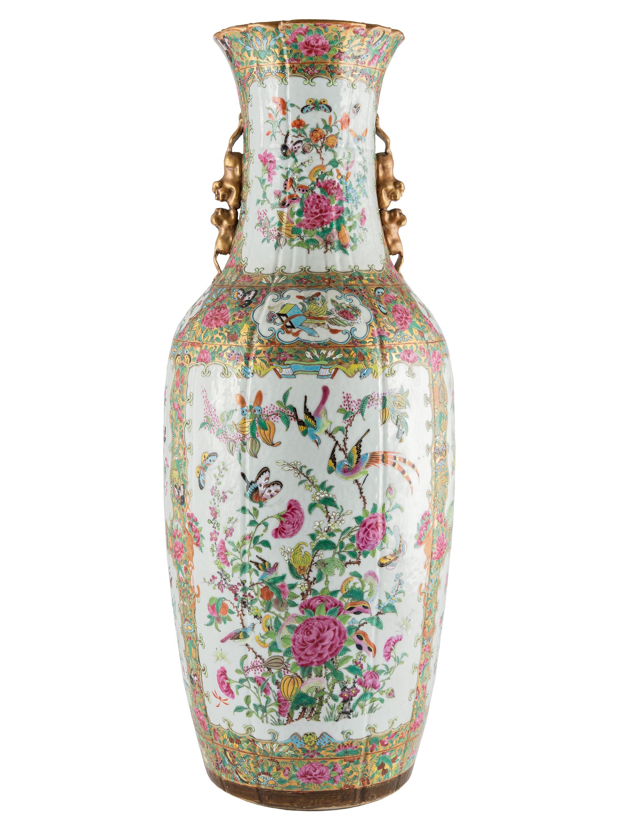 A Chinese Export Rose Canton Porcelain Vase