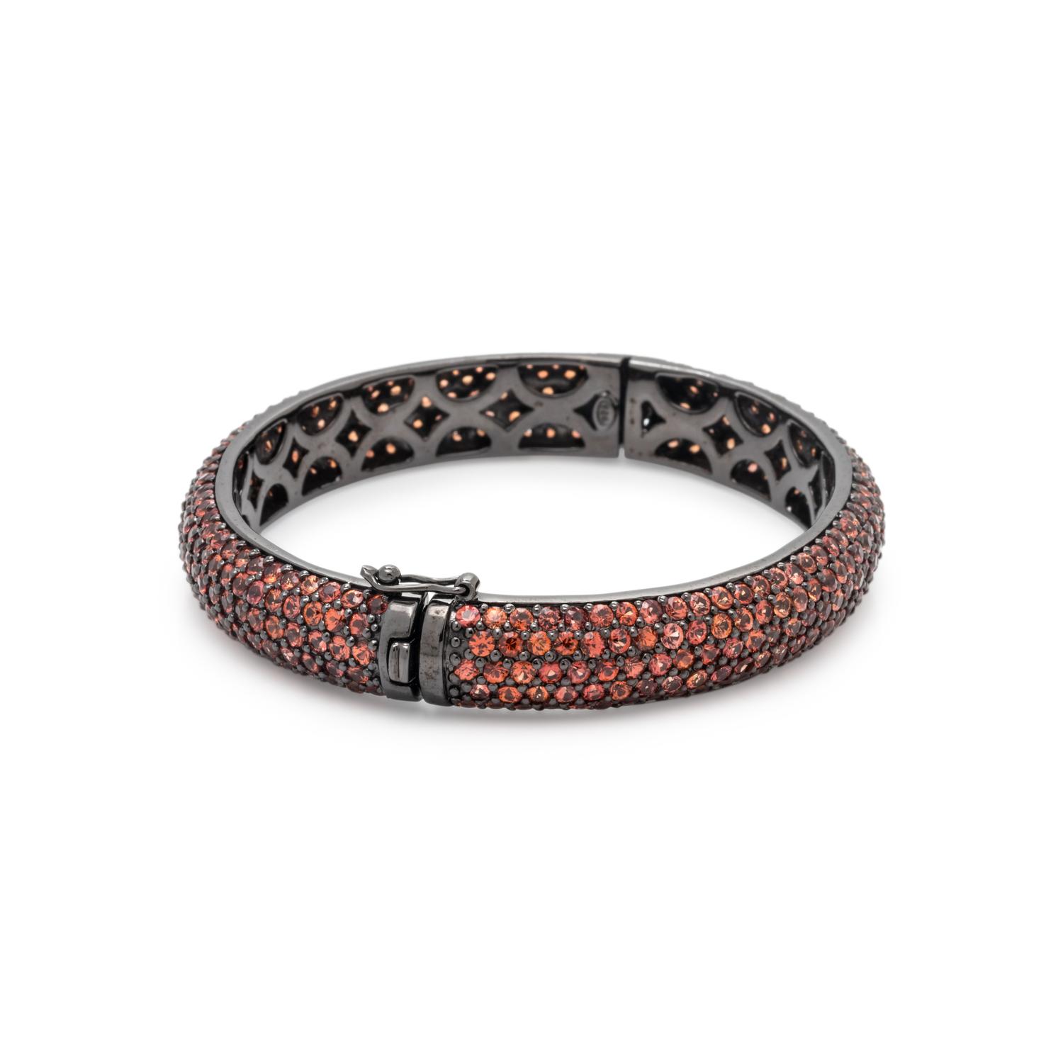 COLORED SAPPHIRE BANGLE BRACELET