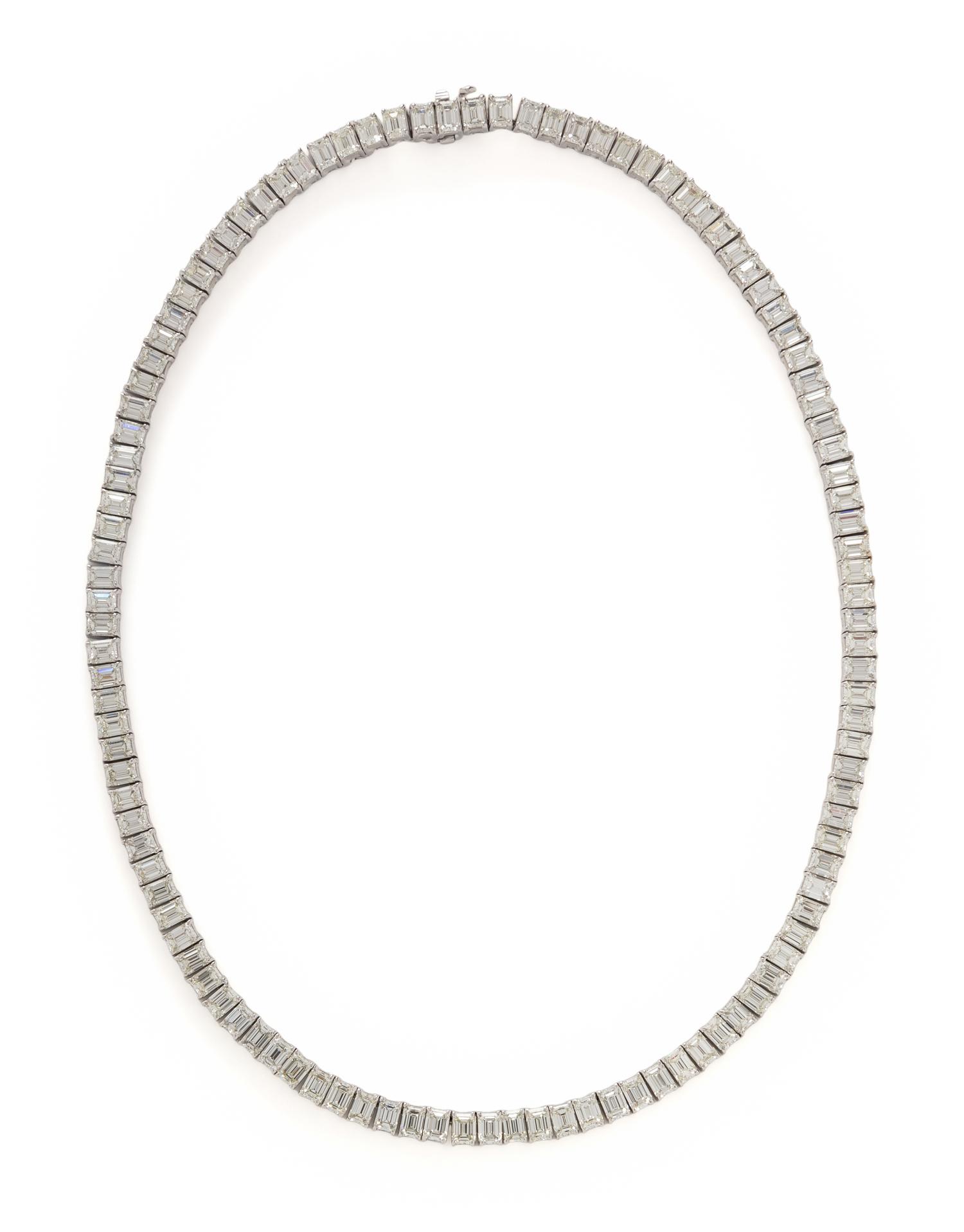 PLATINUM AND DIAMOND RIVIÈRE NECKLACE