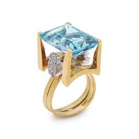 AQUAMARINE AND DIAMOND RING