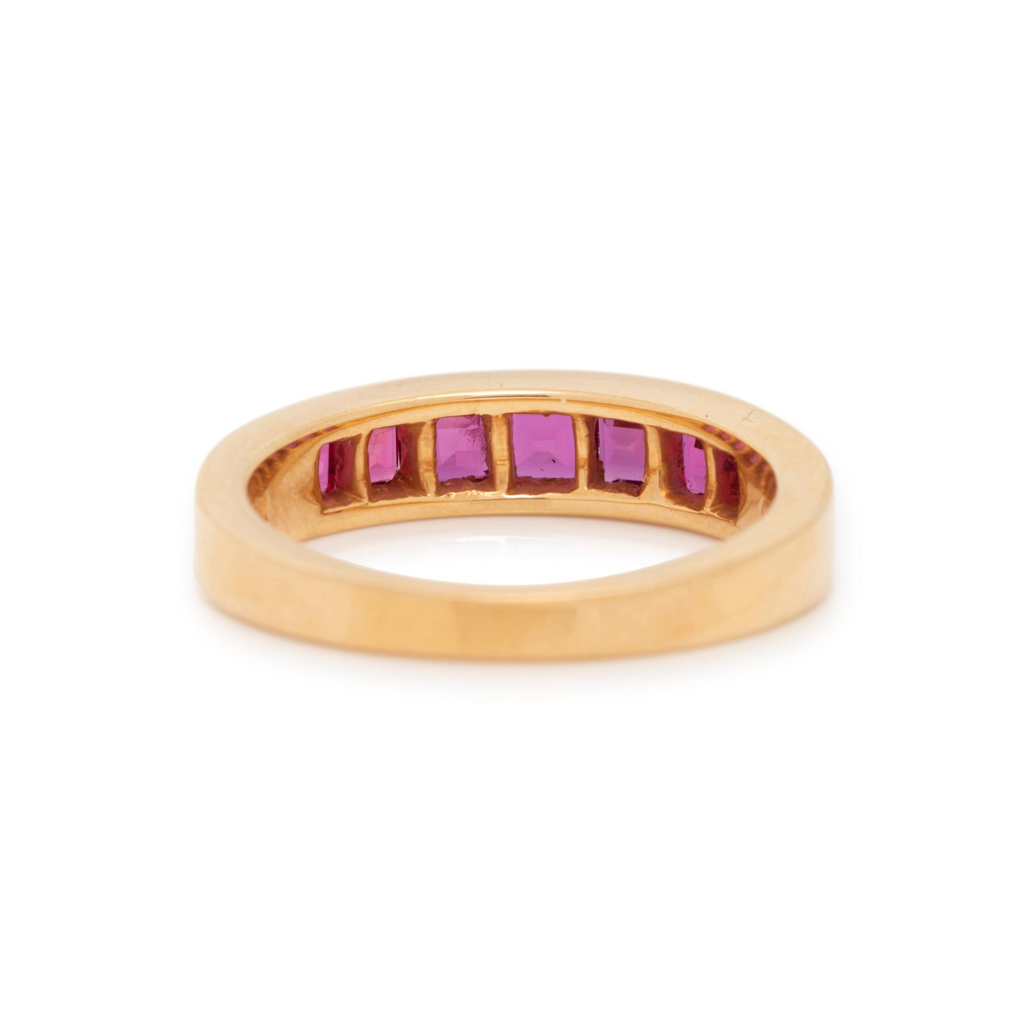OSCAR HEYMAN, YELLOW GOLD AND RUBY RING
