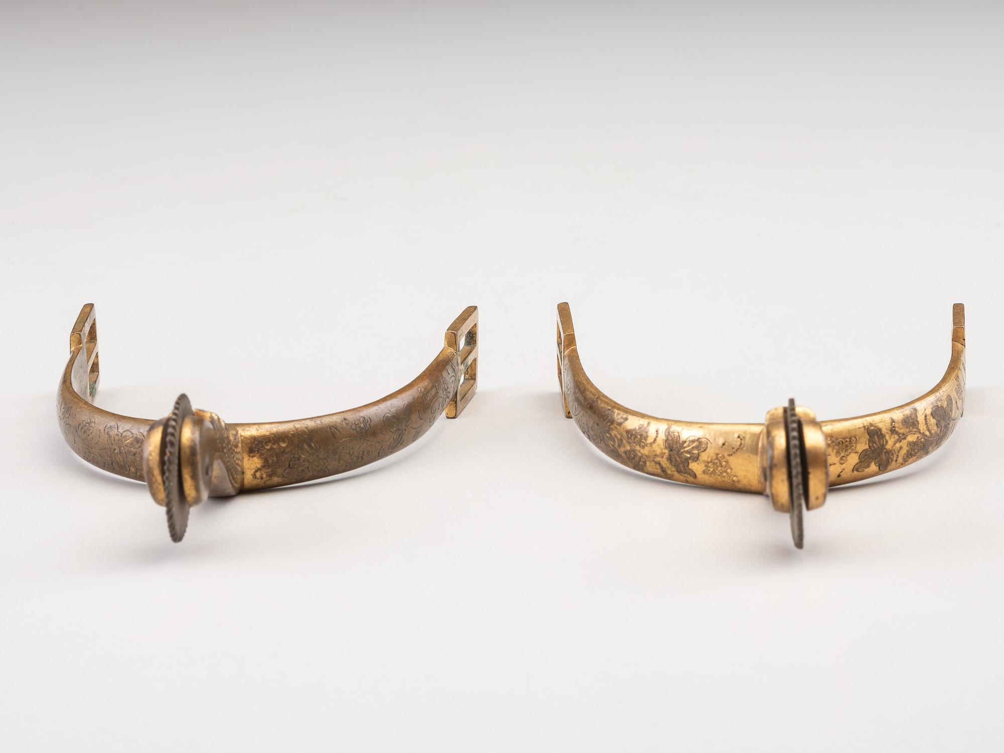 [CIVIL WAR]. A collection of items identified to General James Lyman Van Buren, incl. US Model 1860 Light Cavalry saber, buff saber belt, shoulder straps, insignia, and photographs.
