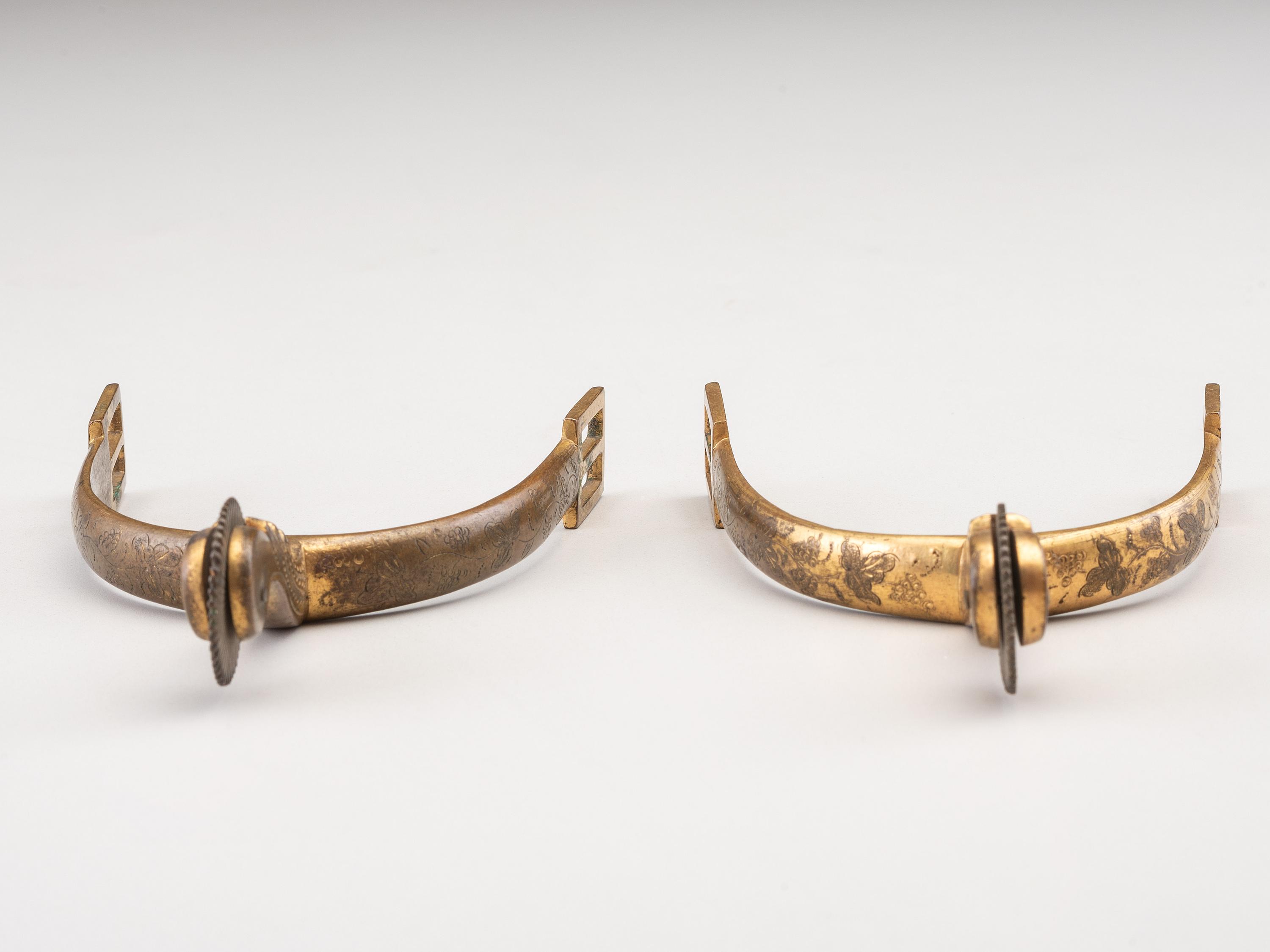 [CIVIL WAR]. A collection of items identified to General James Lyman Van Buren, incl. US Model 1860 Light Cavalry saber, buff saber belt, shoulder straps, insignia, and photographs.