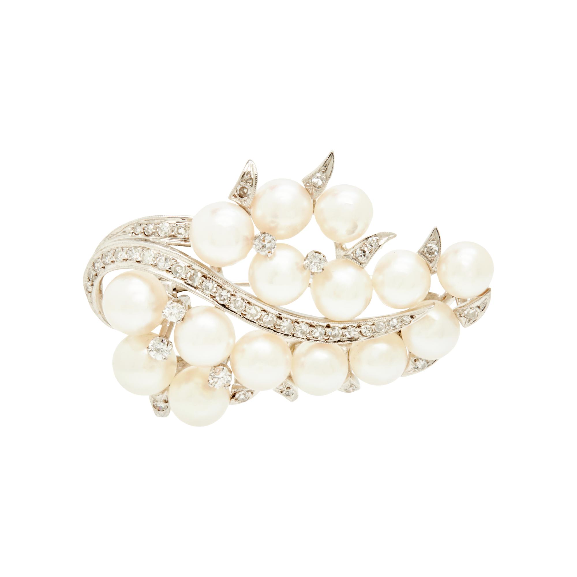 CULTURED PEARL AND DIAMOND JEWELRY SUITE