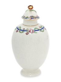 A Worcester Porcelain Tea Caddy