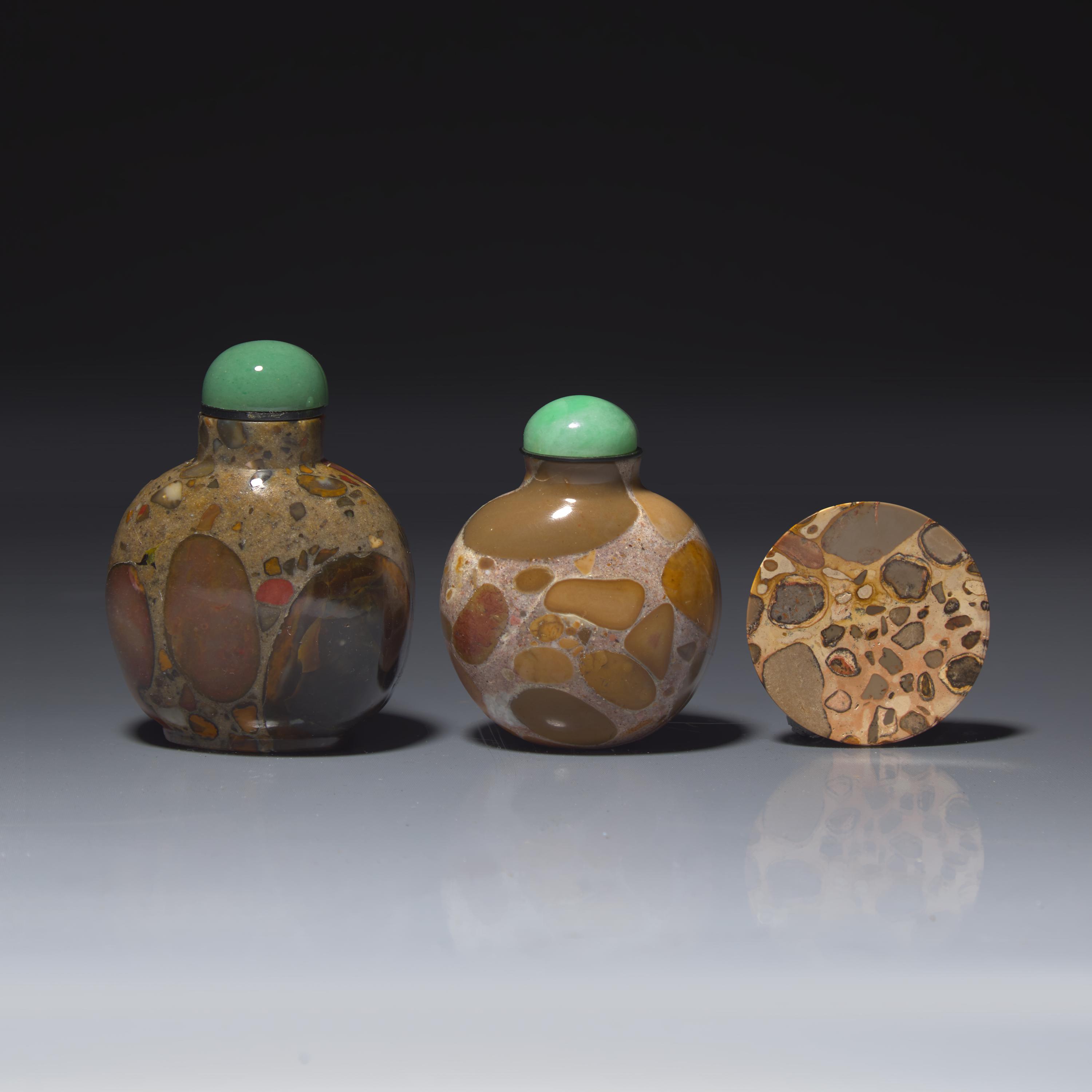 Two Chinese Puddingstone Snuff Bottles, Qing Dynasty, 18th-19th Century, and a Puddingstone Snuff Dish — 清中期 抱子石鼻煙壺兩支及煙碟