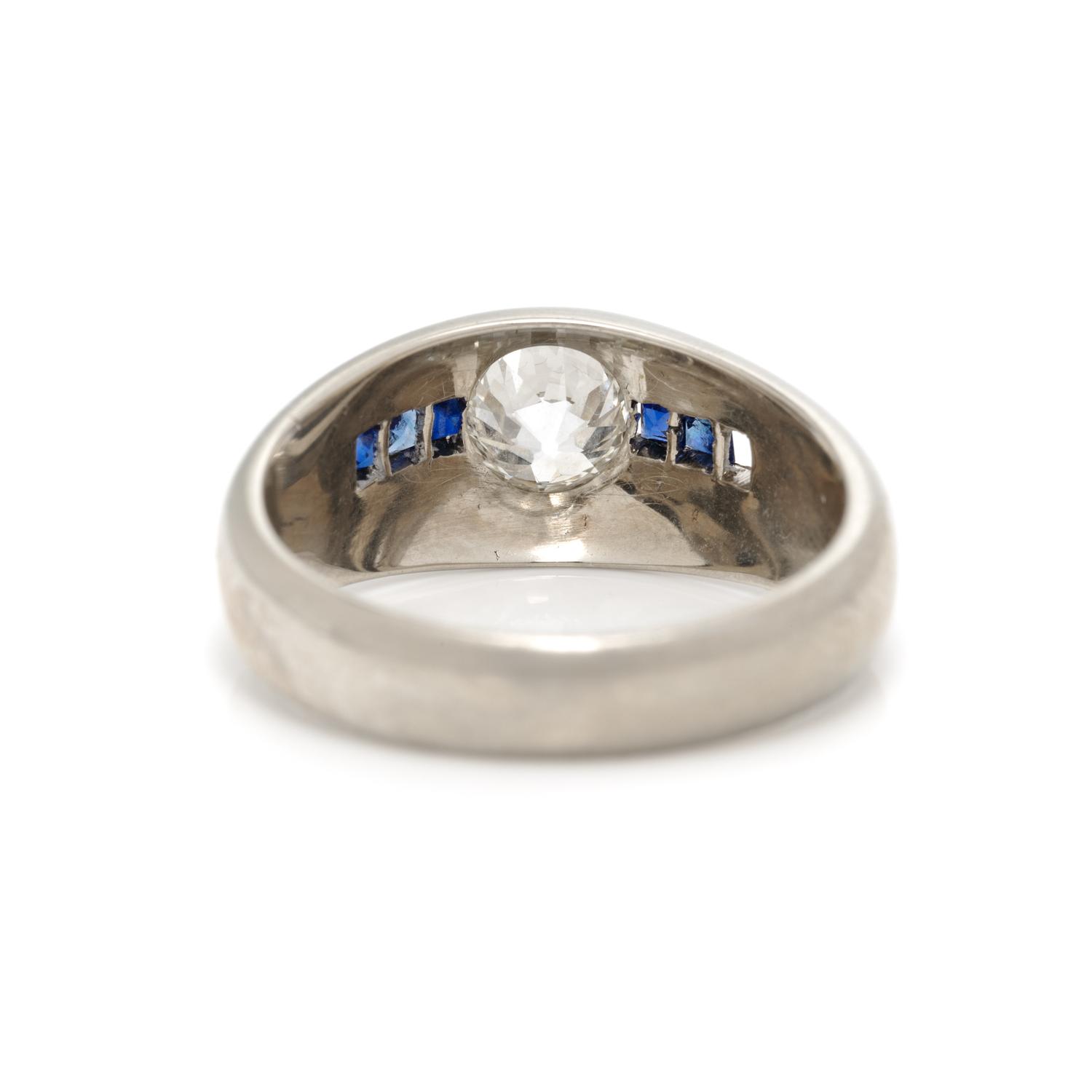 DIAMOND AND SAPPHIRE RING