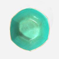 A Chinese turquoise ground "Six Heroes" porcelain bowl 松石绿釉粉彩人物碗
