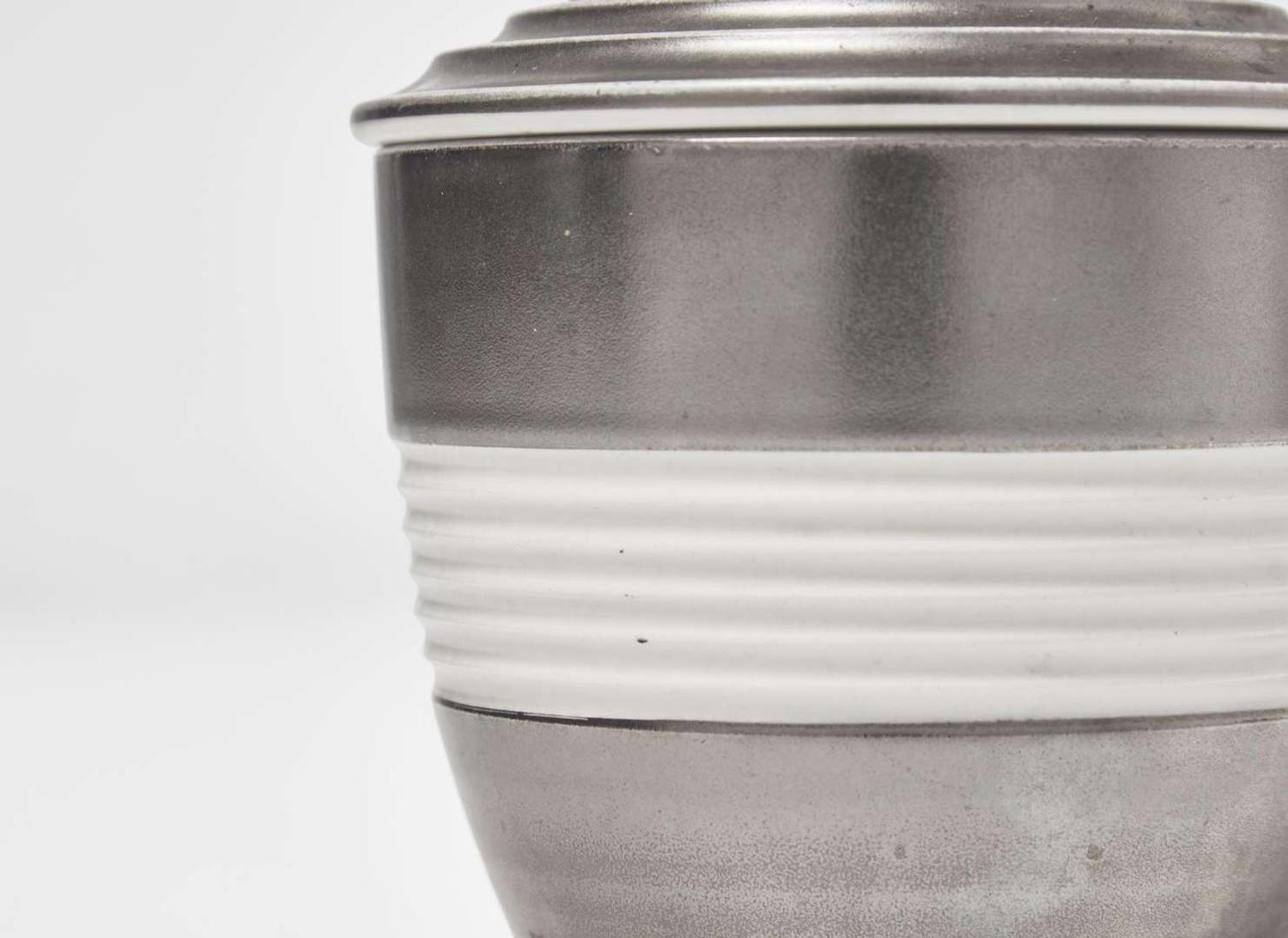 A Wedgwood Moonstone Glaze Platinum Lustre Queensware Coffee Service