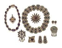NINE PIECES OF AMETHYST JEWELRY