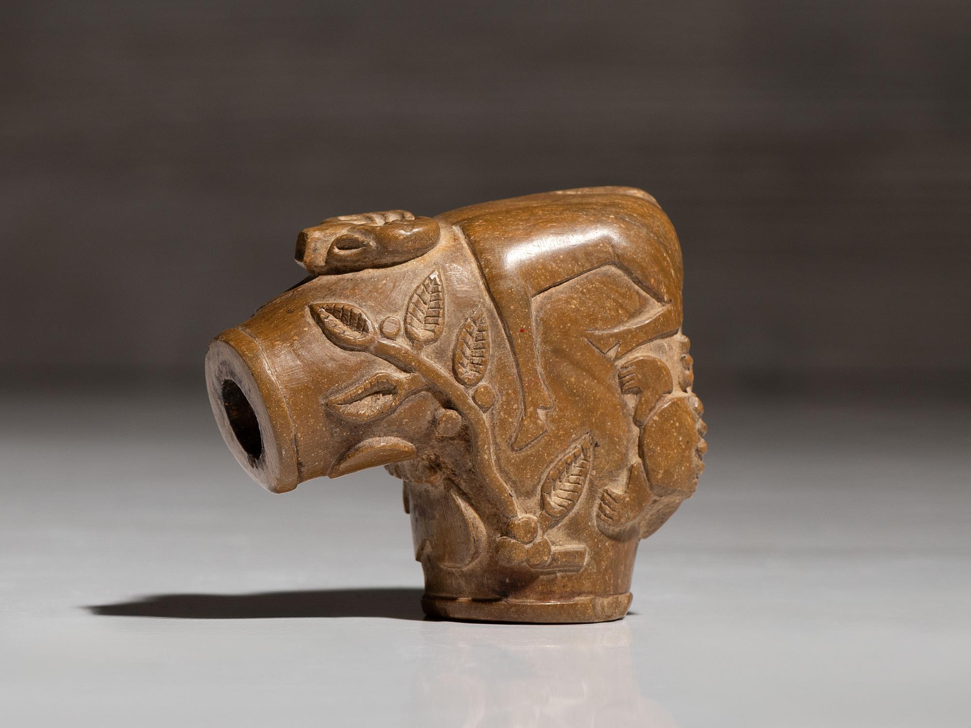 Sioux Claystone Effigy Pipe Bowl