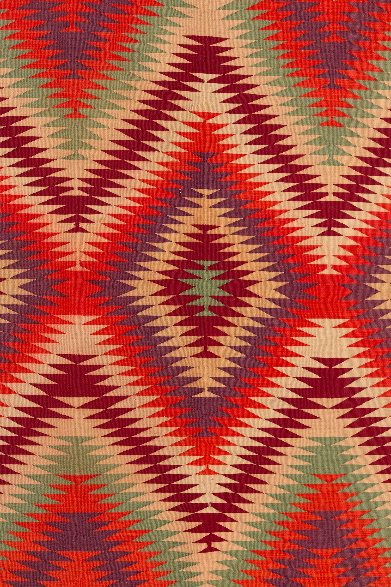 Navajo Germantown Child's Blanket / Rug