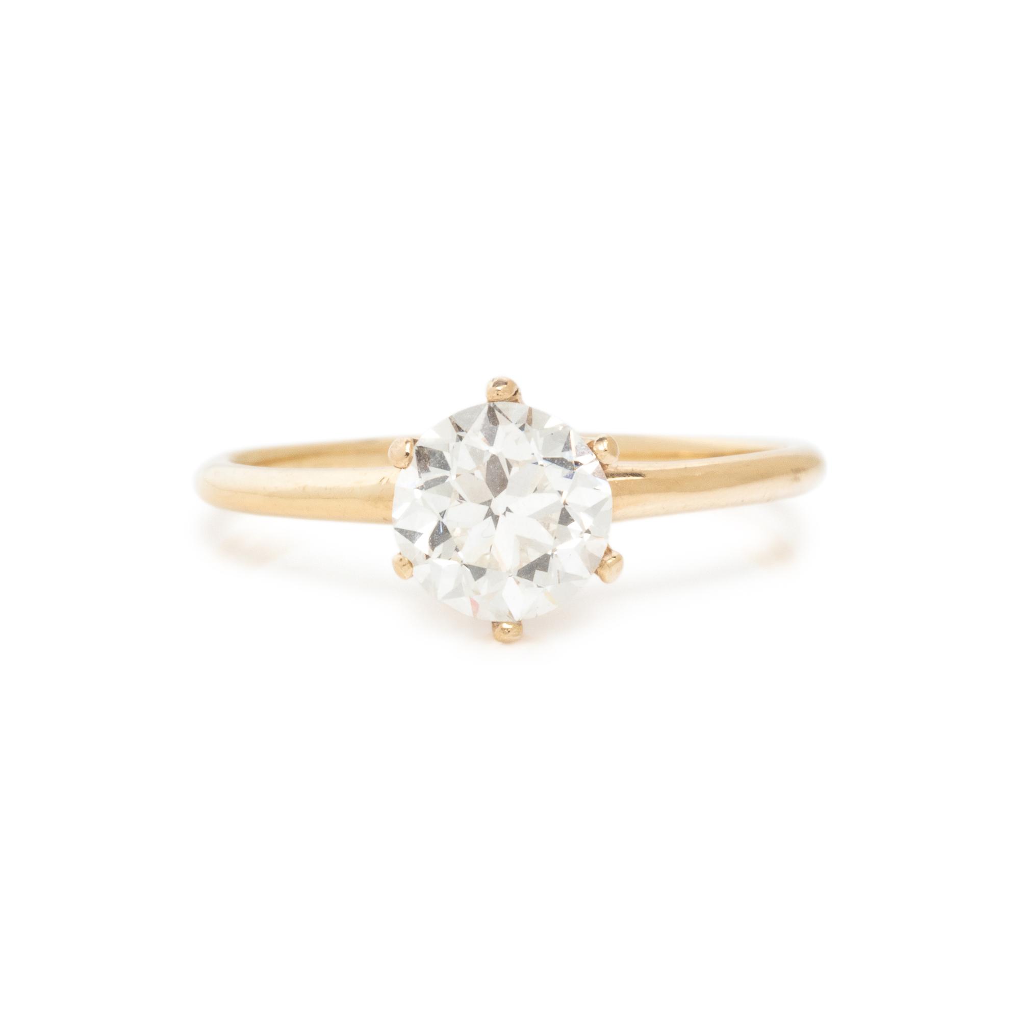 DIAMOND RING