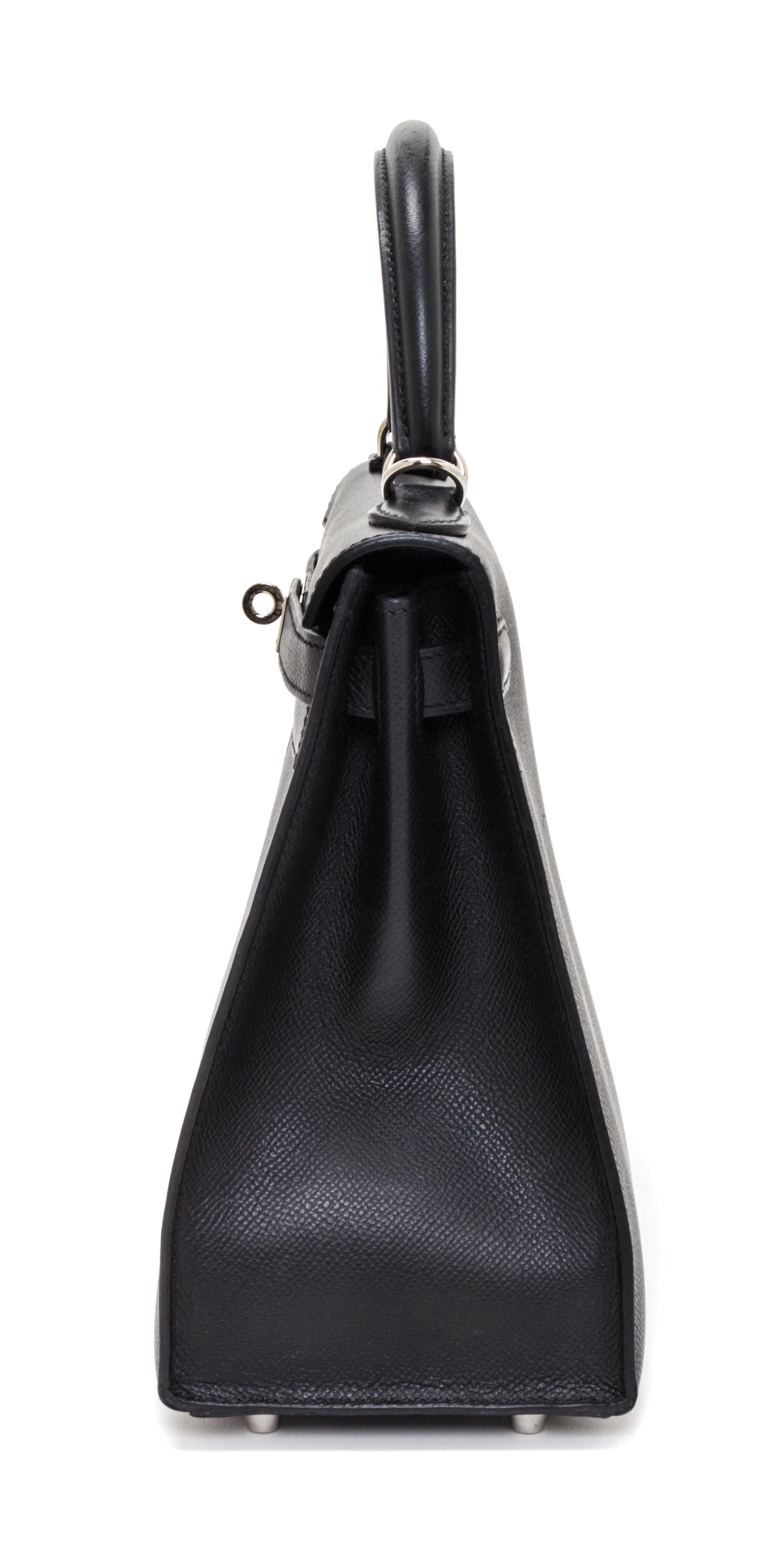 An Hermes Noir Epsom Sellier 28cm Kelly Handbag, 11" x 8.5" x 4".